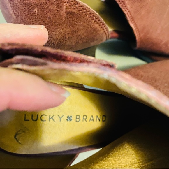 Lucky Brand Laciann Heeled Peep Toe Booties Stacked Heel Leather Burgundy Boot - Picture 8 of 9